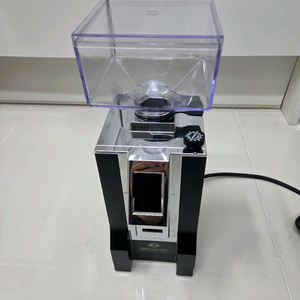 유레카 미뇽 스페셜리타 커피 그라인더 이미지