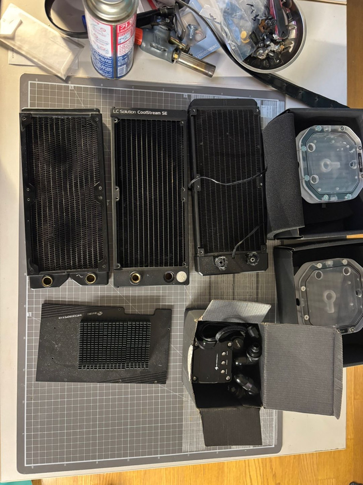 PC 수냉쿨러 부품 세트 이미지