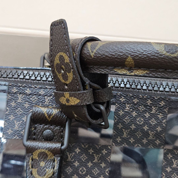 [미사용/새상품] 루이비통 모노그램 체스 키폴 55 이미지