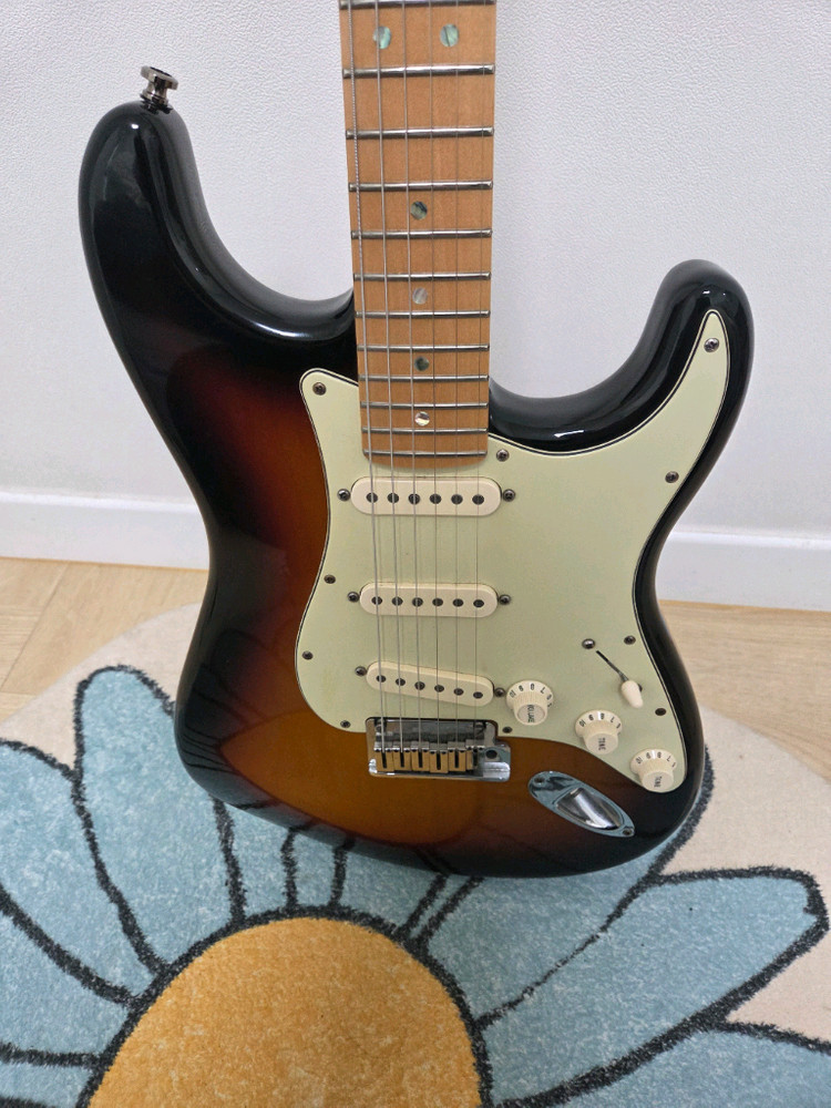 펜더 usa 디럭스 sss기타 판매 이미지