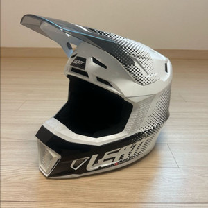 MTB 헬멧 리에뜨 MX 헬멧 BMX Leatt 이미지