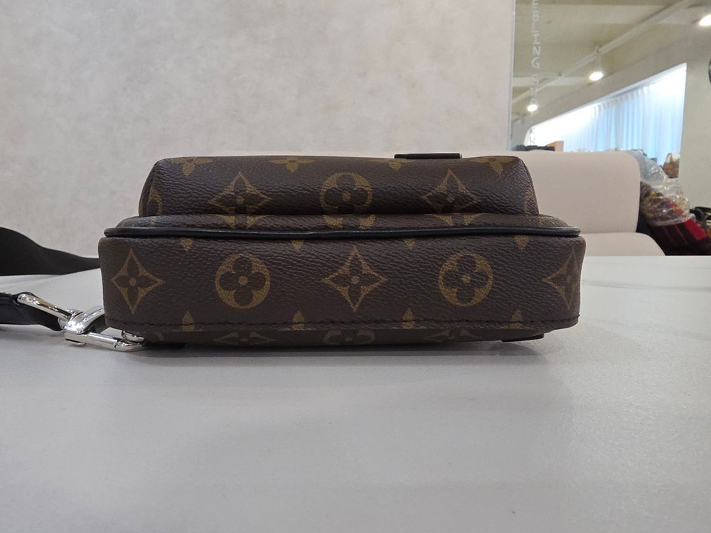 루이비통 에비뉴 슬링백 NM 모노그램 마카사 M46327 이미지