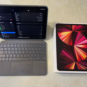 아이패드 프로 11인치 3세대 셀룰러 M1 256GB 스그+로지텍콤보터치 이미지