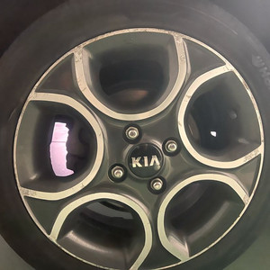 올뉴모닝 15인치 휠타이어 이미지