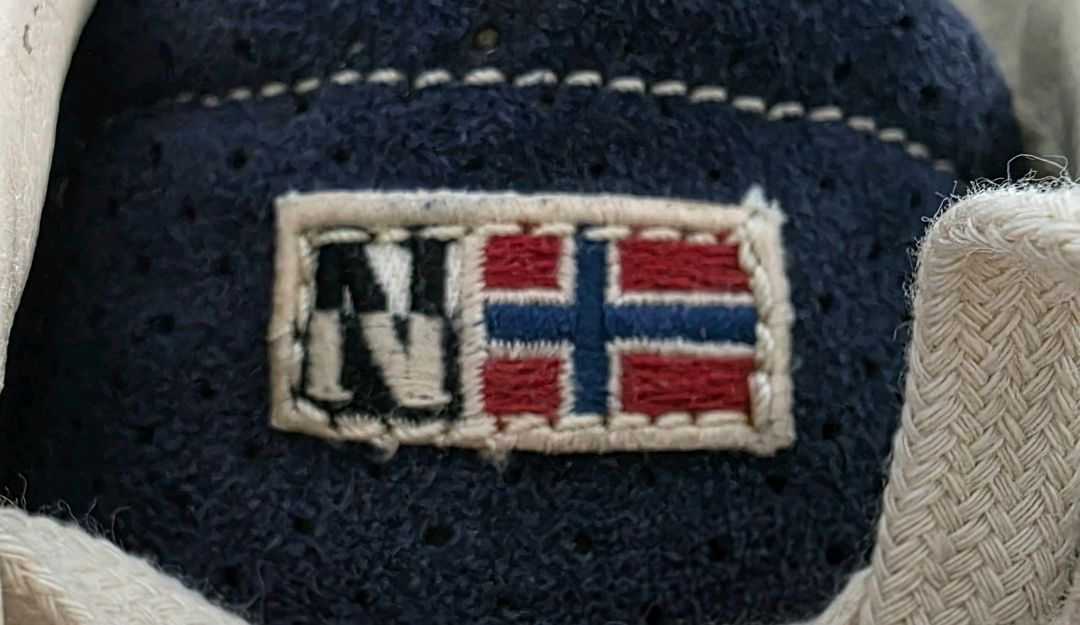 나파피리 미드탑 스니커즈 260 스웨이드 SE16 이미지