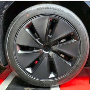 전기차 순정 휠 타이어 세트 이미지