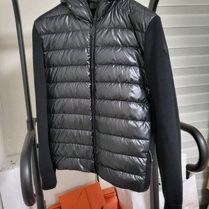 23FW 몽클레어 트리콧 후드 니트패딩 L 이미지