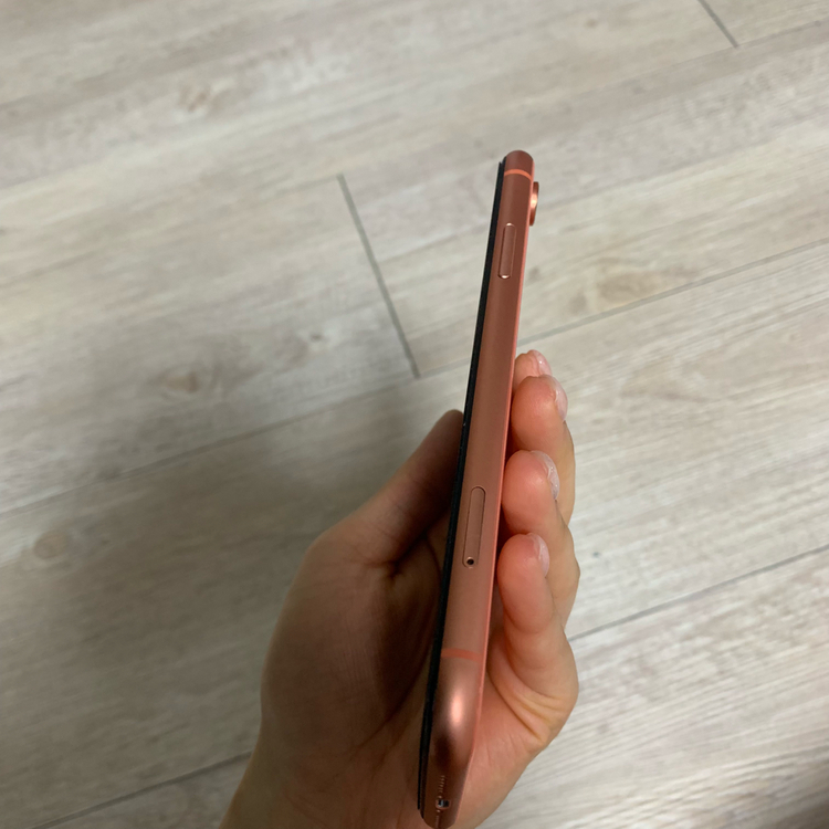 아이폰 XR 코랄 128기가 이미지