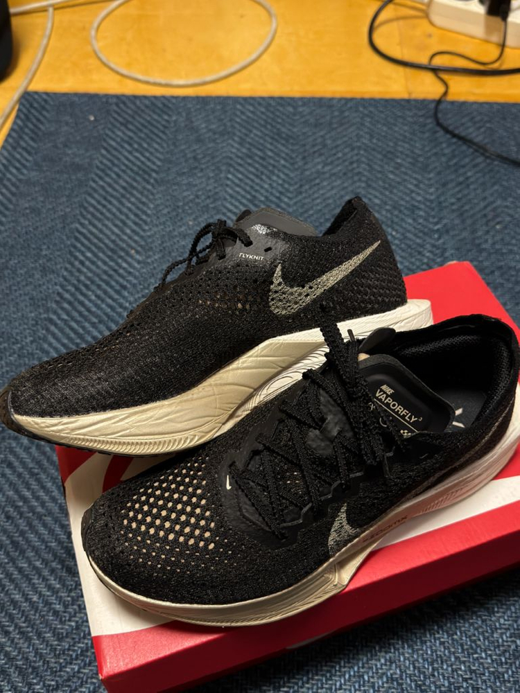 나이키 줌X 베이퍼플라이 넥스트% 3 블랙 250 상태좋아요 이미지