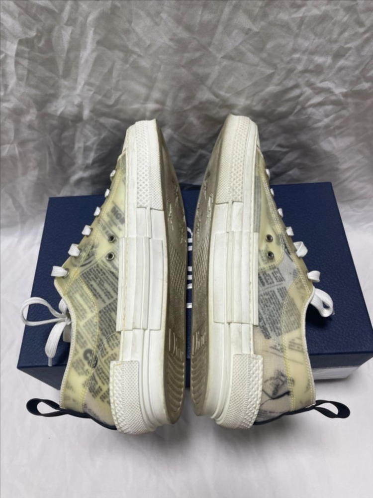 [43] 디올 다이엘아샴 뉴스페이퍼 로우탑 스니커즈 이미지