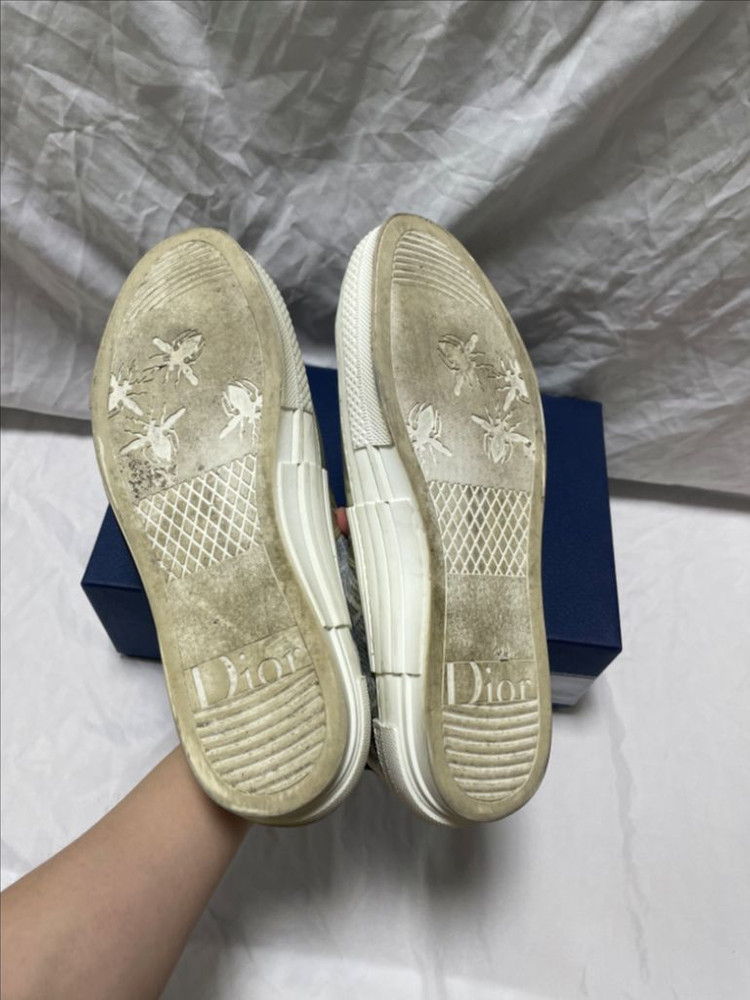 [43] 디올 다이엘아샴 뉴스페이퍼 로우탑 스니커즈 이미지