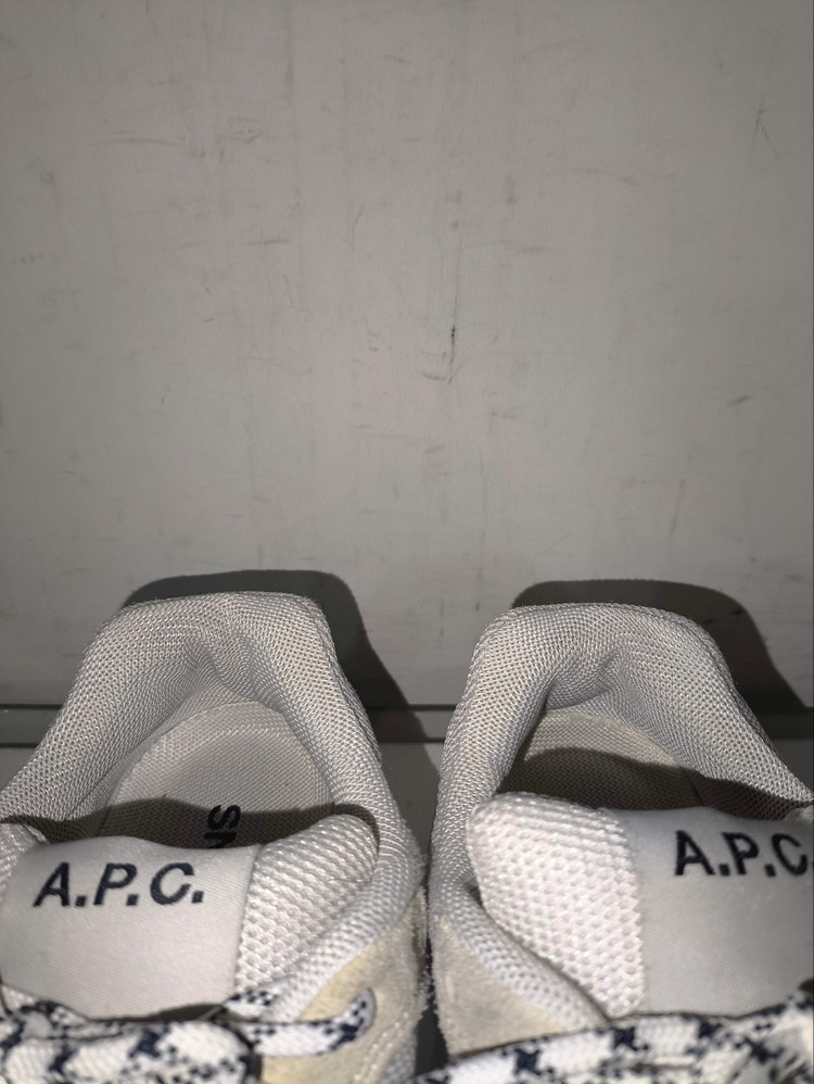 41 260mm APC 아페쎄 스펜서 스니커즈 이미지