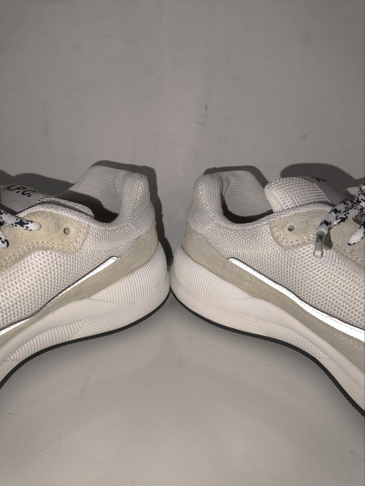 41 260mm APC 아페쎄 스펜서 스니커즈 이미지