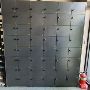 목제 신발장(가로 2칸 * 3 = 6칸, 세로 8칸, 합계 48칸) 이미지