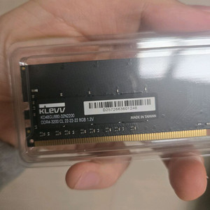 Essencore klevv ddr4 8gb ram 3200mhz 교환 새상품 이미지