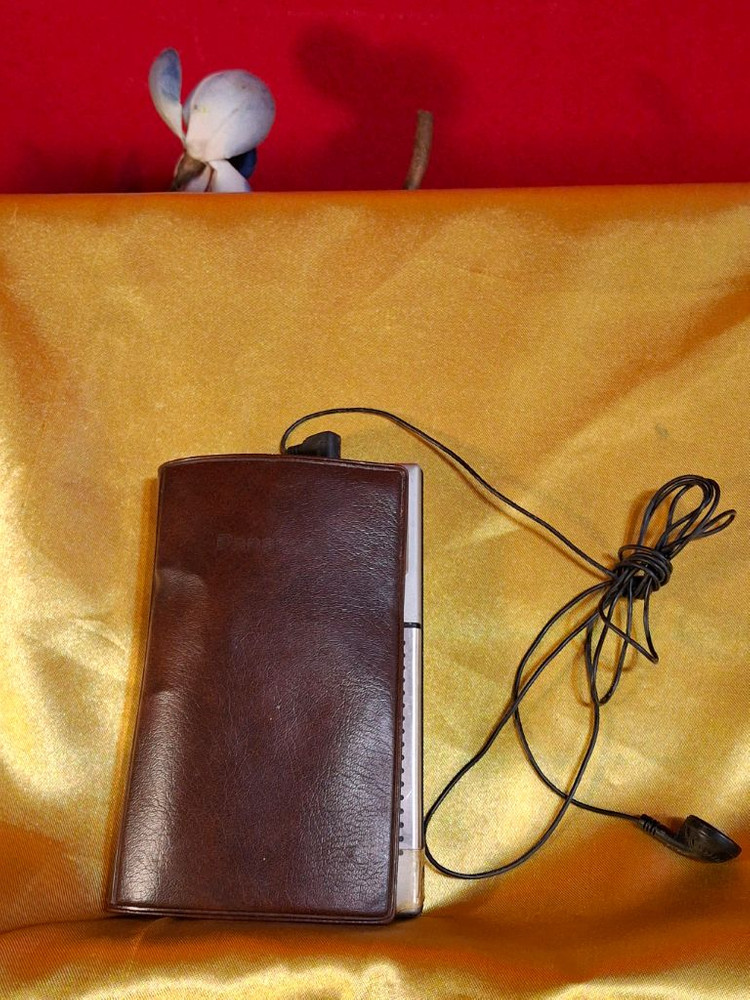 구형 파낙소니 라디오 이미지