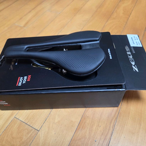 호비제우스 안장 이미지