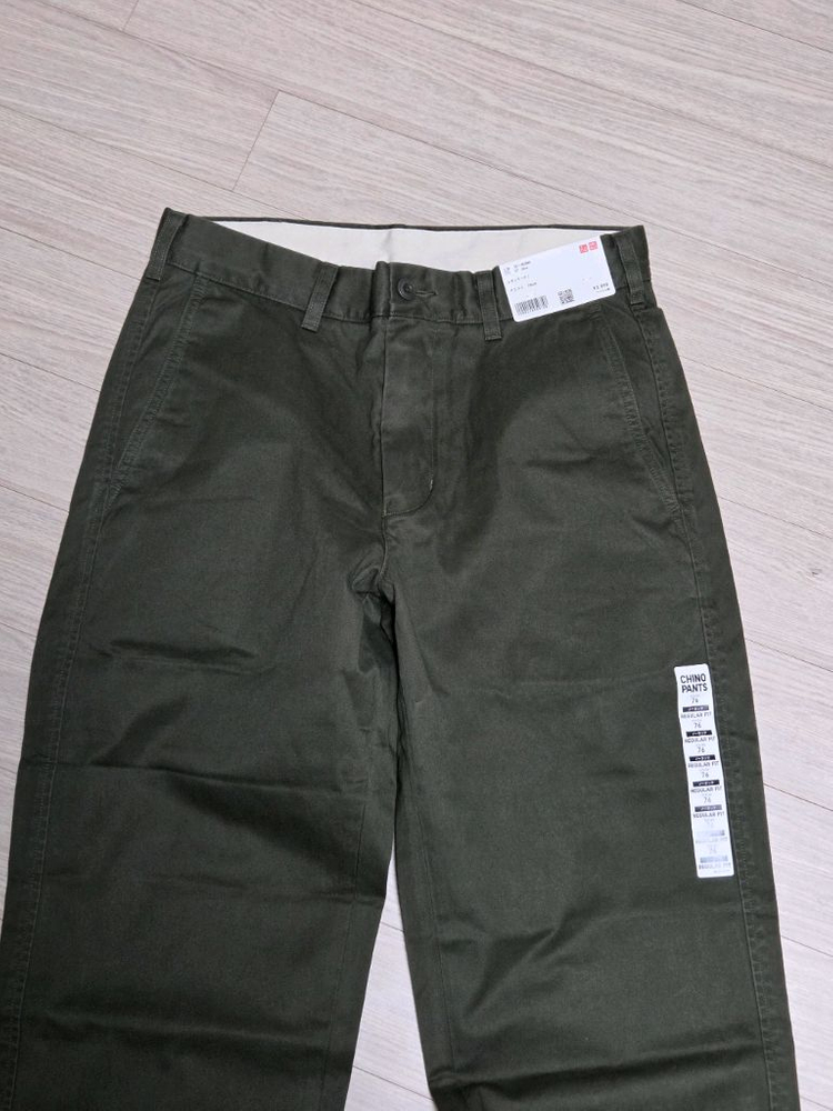 일본 유니클로 치노 올리브 76 이미지