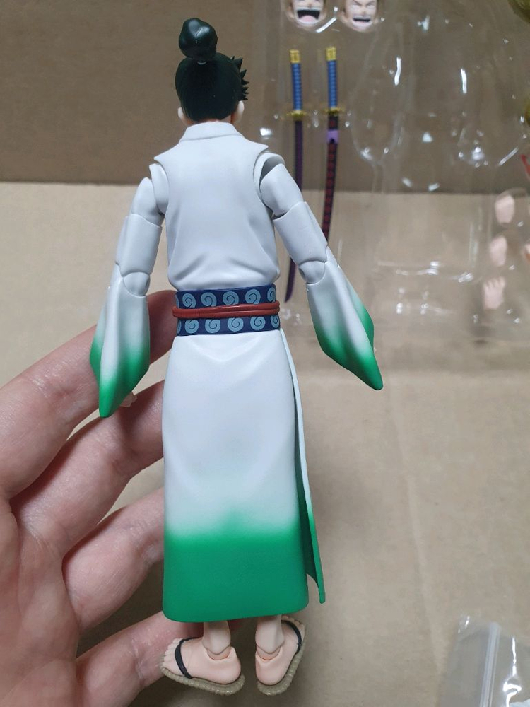 shf 원피스 몬스터즈 류마 팝니다 ( 커스텀 옷 포함 ) 이미지