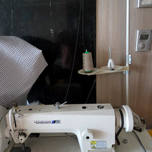 공업용 미싱(무소음)과오버록 이미지