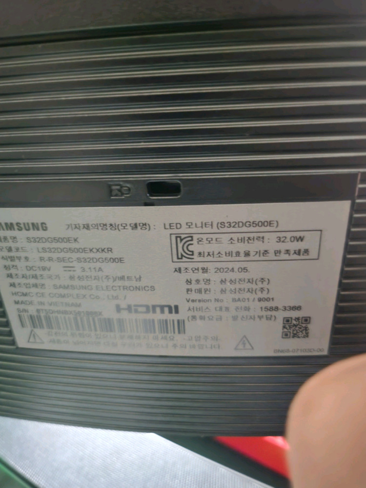 9800X3D 5080 조립PC +32인치QHD 모니터 이미지