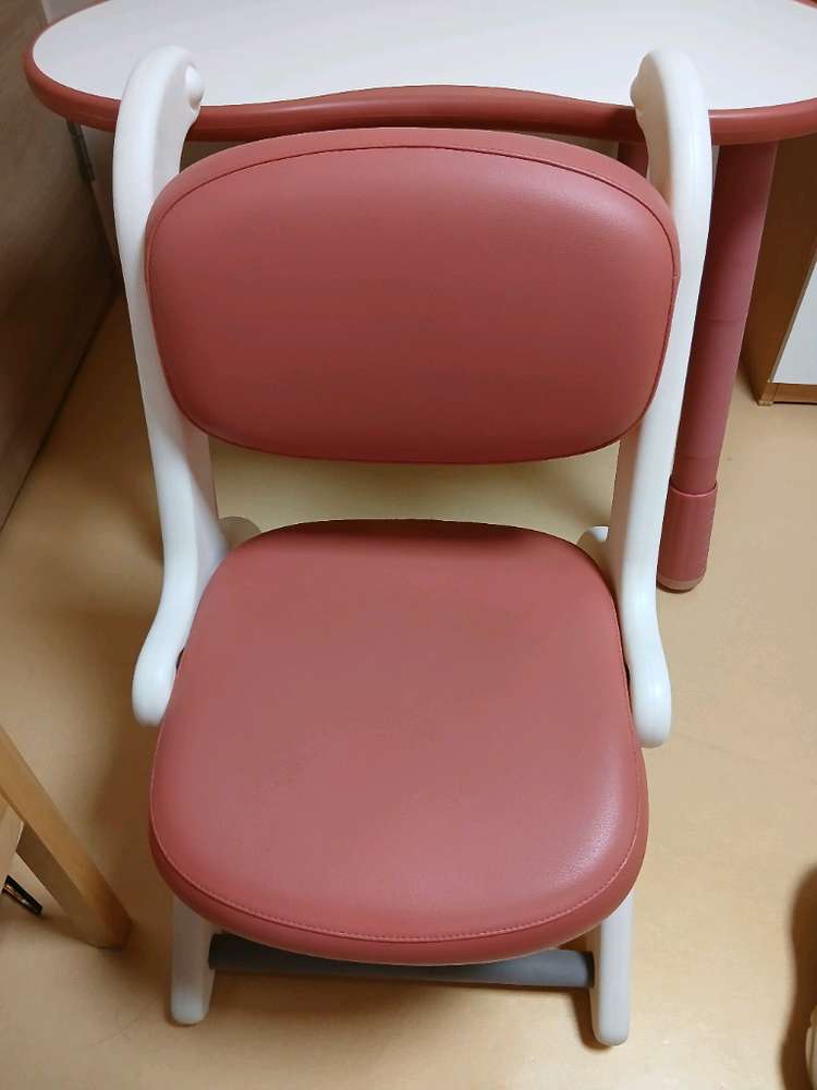 높이 조절 일룸 클로버 그로우잉 책방+ 피코 의자 이미지