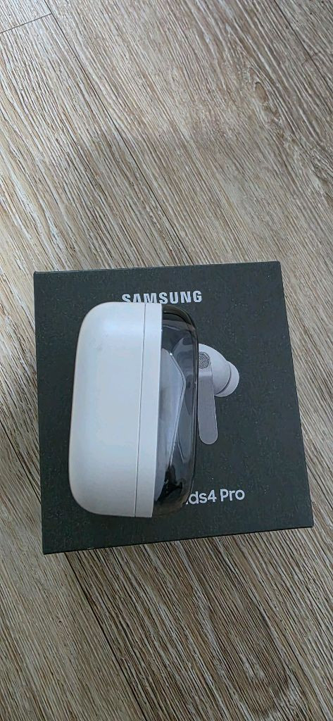 버즈4프로제품 이미지