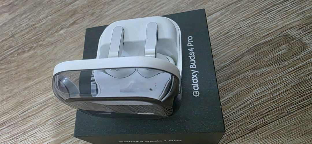 버즈4프로제품 이미지