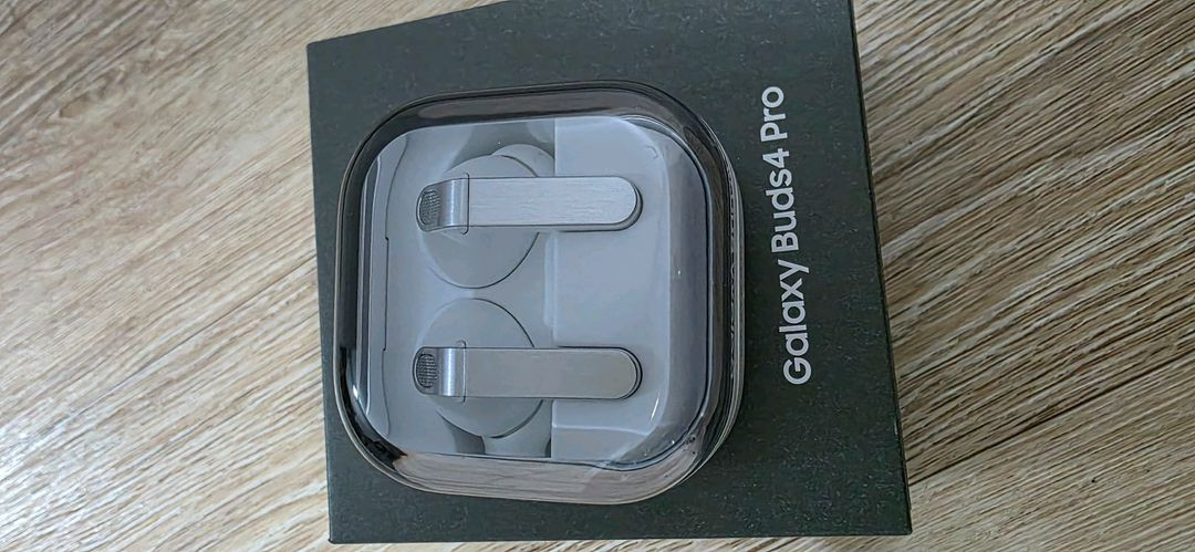 버즈4프로제품 이미지