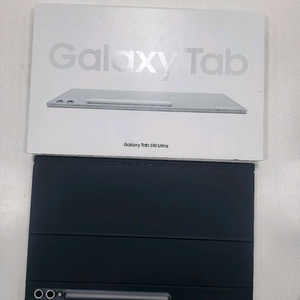 갤럭시탭 S10 울트라 256GB 실버 WIFI모델 + 정품 키보드 케이스 26년 3월 구매 이미지