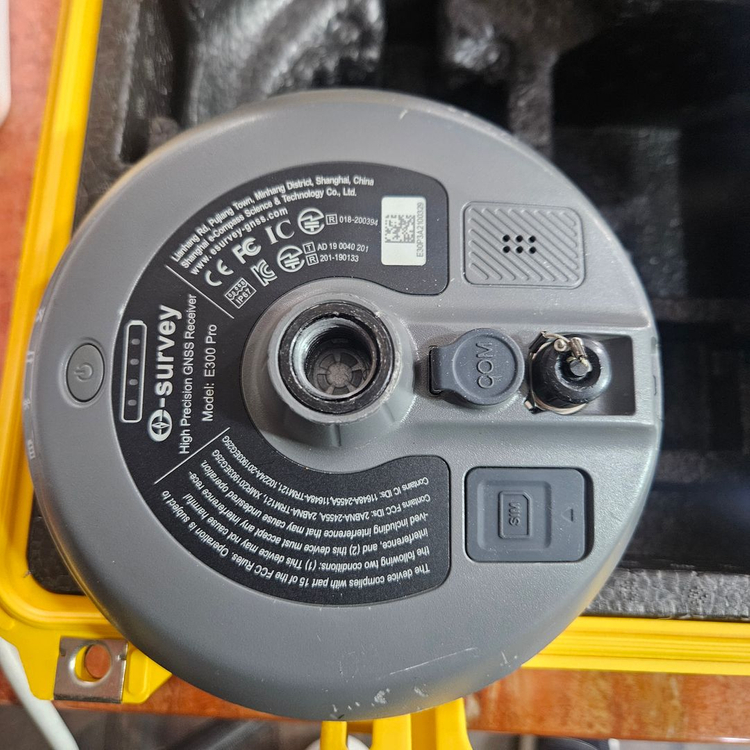 GPS 측량기 세트 e-survey e300 pro 이미지