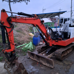 굴삭기 3톤 이미지