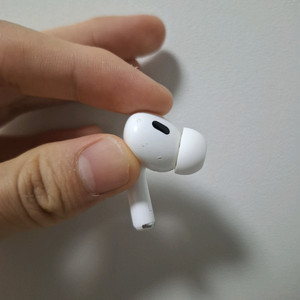 에어팟 프로2세대 왼쪽유닛 이미지