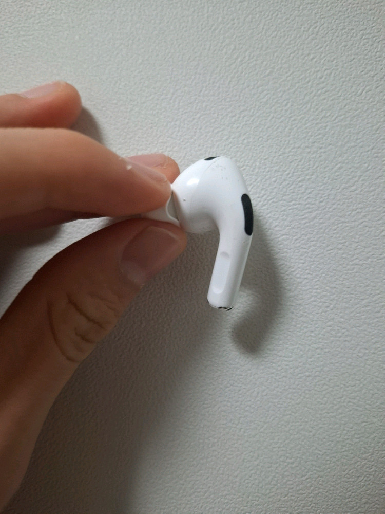 에어팟 프로2세대 왼쪽유닛 이미지