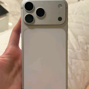 아이폰 17 프로맥스 실버 512GB 배터리 성능 100% 이미지