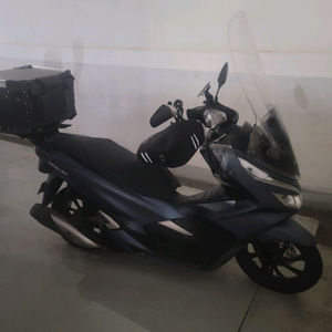 혼다 PCX 125 스쿠터 무광블랙 이미지