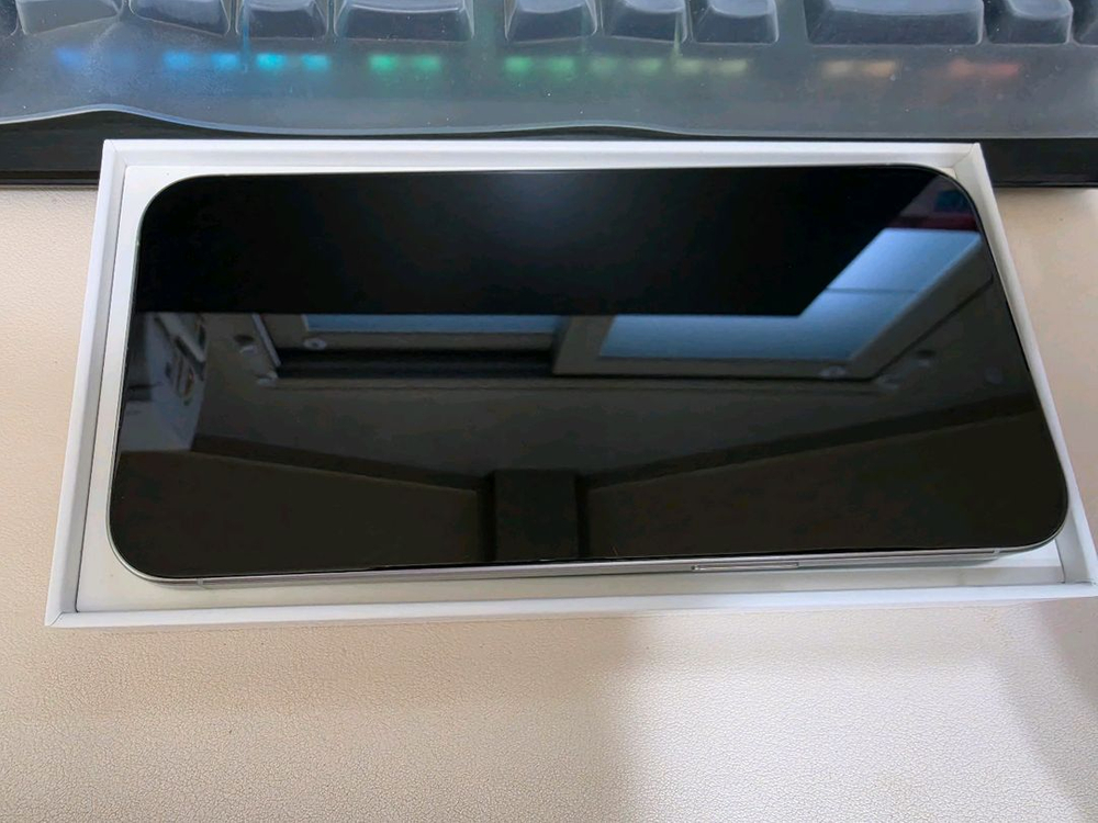 아이폰 15 프로맥스 화이트 512GB(자급제) 이미지