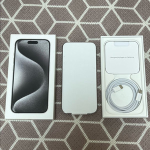 (새상품)아이폰15프로 화이트 티타늄 256 리퍼 후 미사용 팝니다 이미지