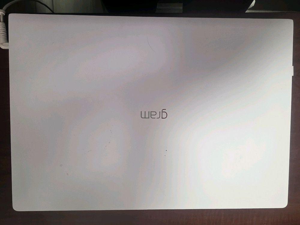 엘지그램 17인치 노트북 이미지