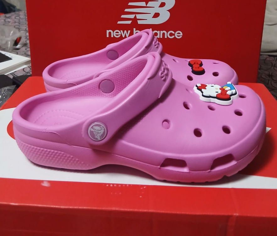 크록스정품 J3 220 키티지비츠 포함 거의 새거 이미지