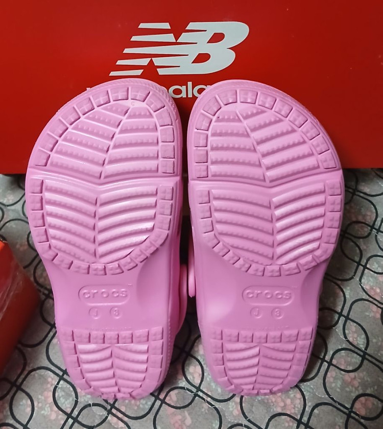 크록스정품 J3 220 키티지비츠 포함 거의 새거 이미지