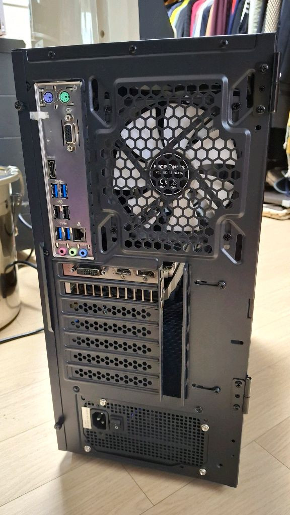 라이젠 5600G + GTX1660 게이밍 컴퓨터 판매합니다(i5 12세대급) 이미지