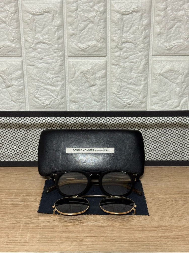 젠틀몬스터 TRAM R 안경 선글라스 이미지