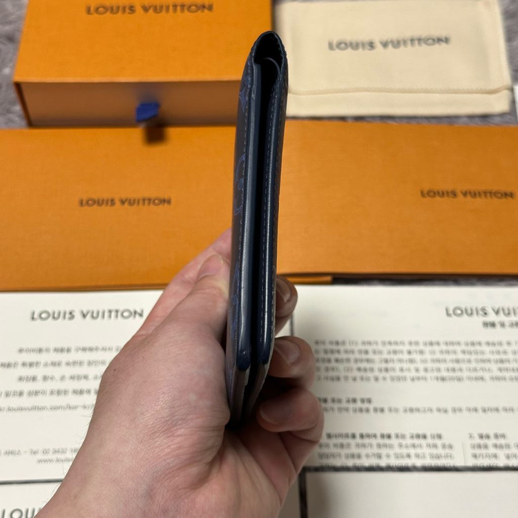 [풀구성] 루이비통 이클립스 쉐도우 멀티플 월릿 반지갑 네이비 이미지