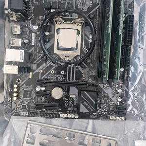 i7-8700 b360m ddr4 8gx2 2666 팔아요 이미지