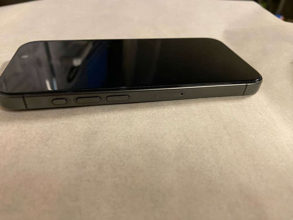 아이폰15프로 256gb 액정 반흑점 그외 아주 좋음 이미지