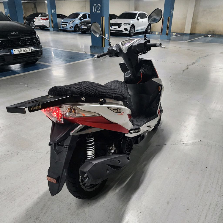 킴코 G6 125cc 16년식 29,720km 스쿠터 오토바이 이미지