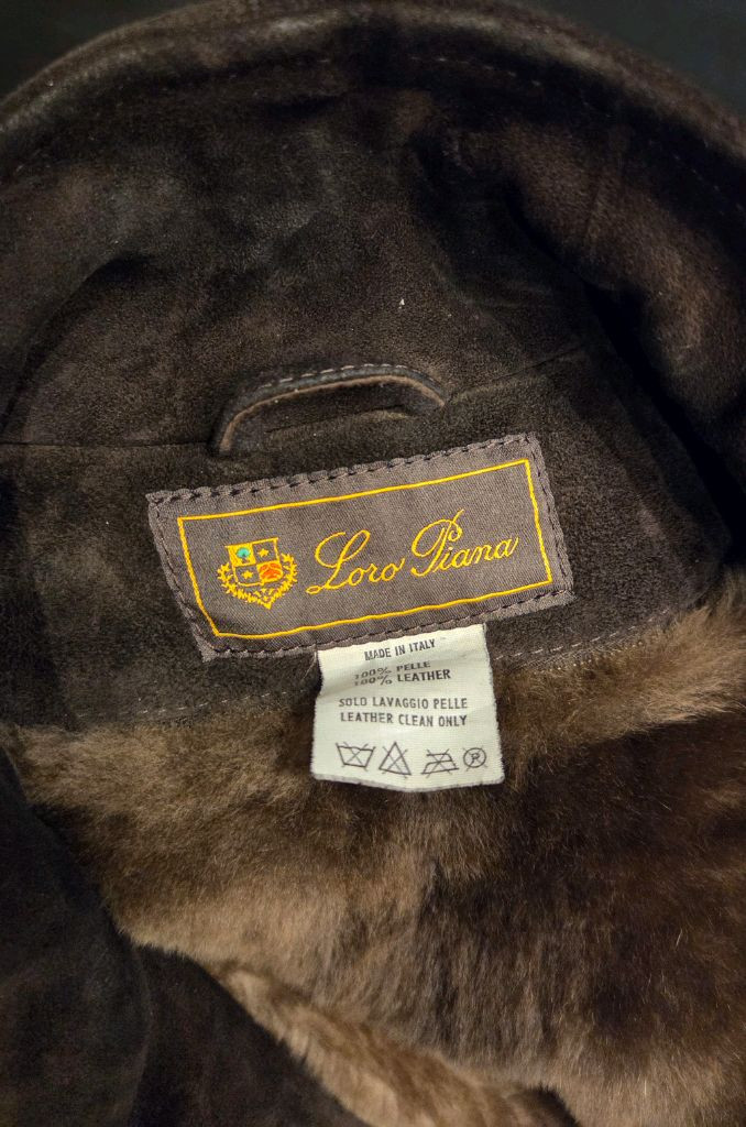 로로피아나 스웨이드 무스탕 자켓 이미지