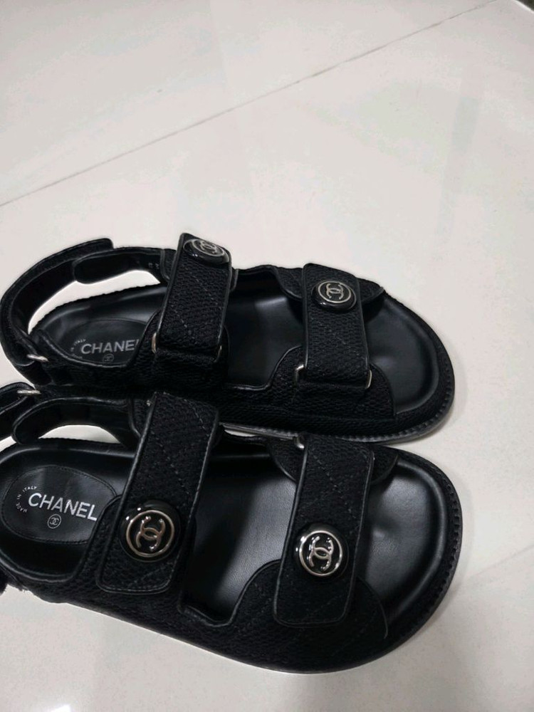 샤넬 벨크로 샌들 이미지