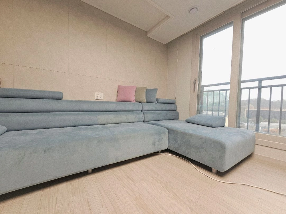 헷세드 쇼파 이미지